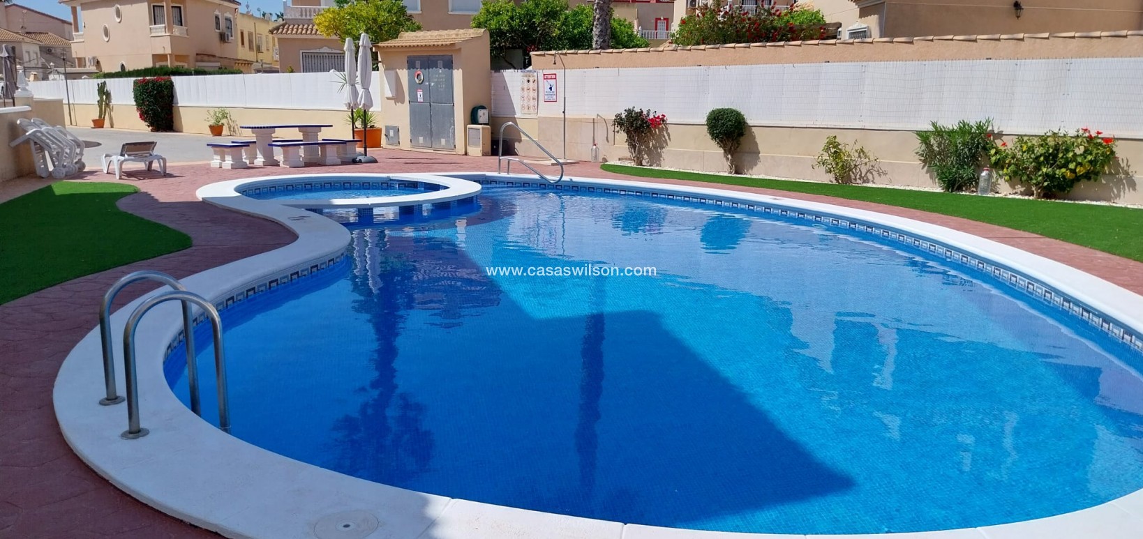 Sale - Townhouse - La Zenia