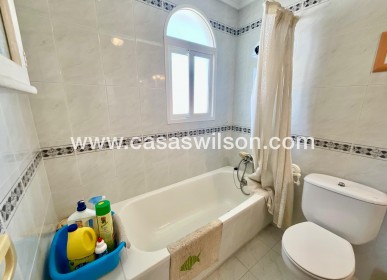 Sale - Apartment - Torrevieja - La Mata