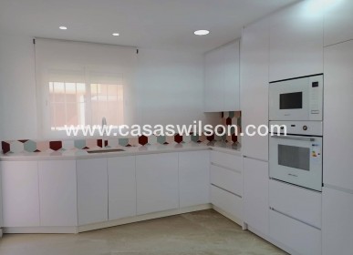 Sale - Townhouse - Pilar de la Horadada