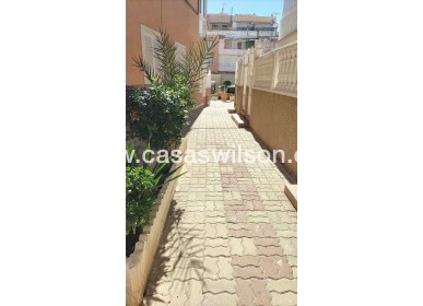 Sale - Appartement - Torrevieja - La Mata pueblo