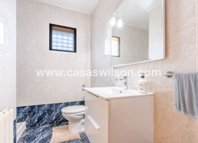 Venta - Chalet - Hondón de las Nieves - Inland