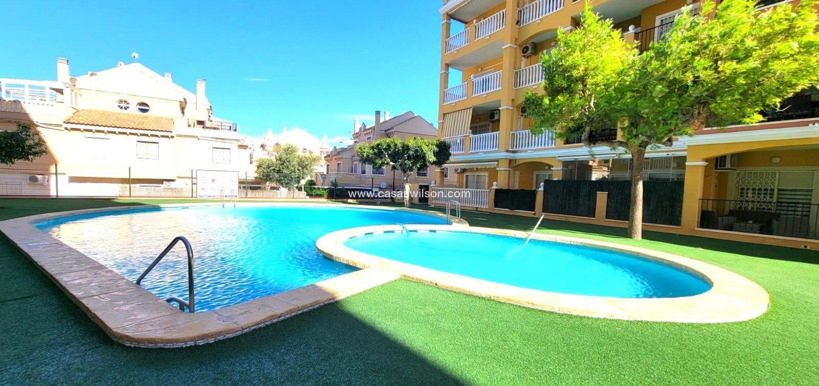 Venta - Apartamento - Torrevieja - Aguas Nuevas