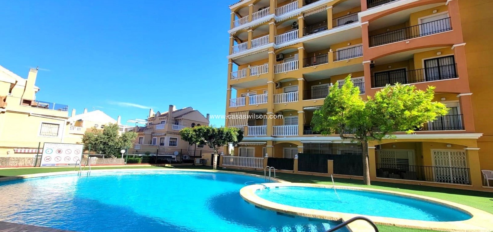Venta - Apartamento - Torrevieja - Aguas Nuevas