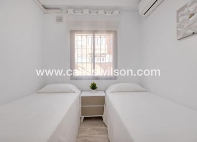 Venta - Bungalow - Torrevieja - Aguas Nuevas