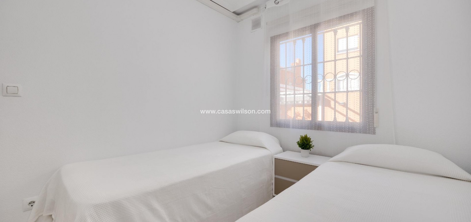 Venta - Bungalow - Torrevieja - Aguas Nuevas