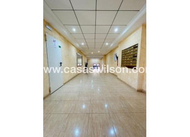 Sale - Appartement - San Isidro - Inland