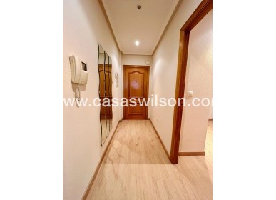Sale - Appartement - San Isidro - Inland