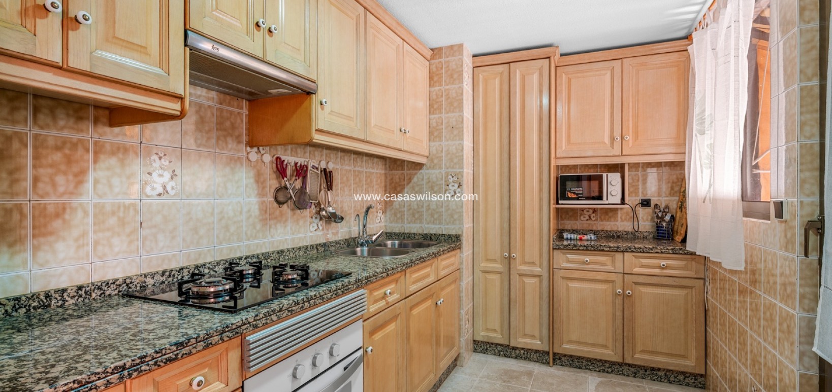 Venta - Apartamento - Arenales del Sol - Segunda linea playa