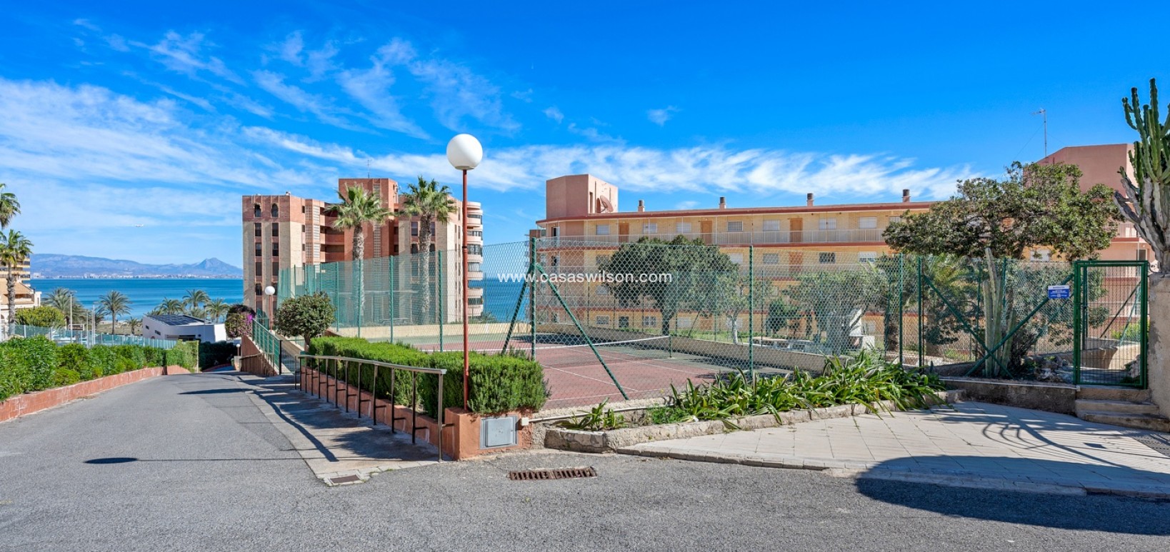 Venta - Apartamento - Arenales del Sol - Segunda linea playa