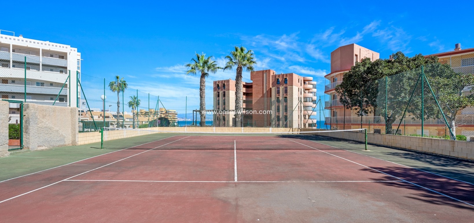 Venta - Apartamento - Arenales del Sol - Segunda linea playa