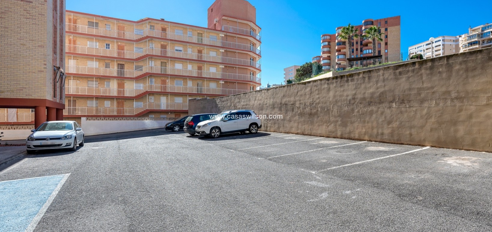 Venta - Apartamento - Arenales del Sol - Segunda linea playa