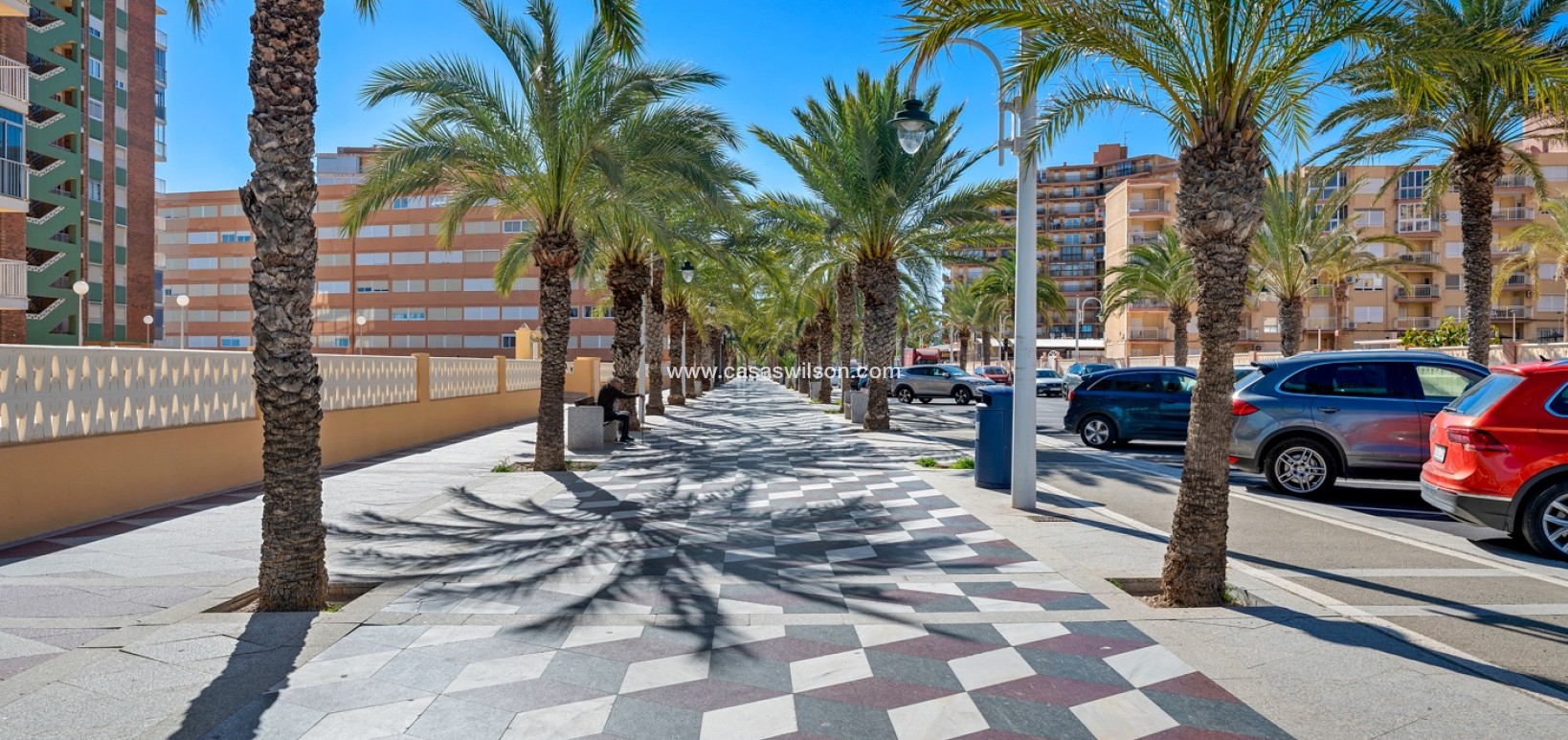 Venta - Apartamento - Arenales del Sol - Segunda linea playa