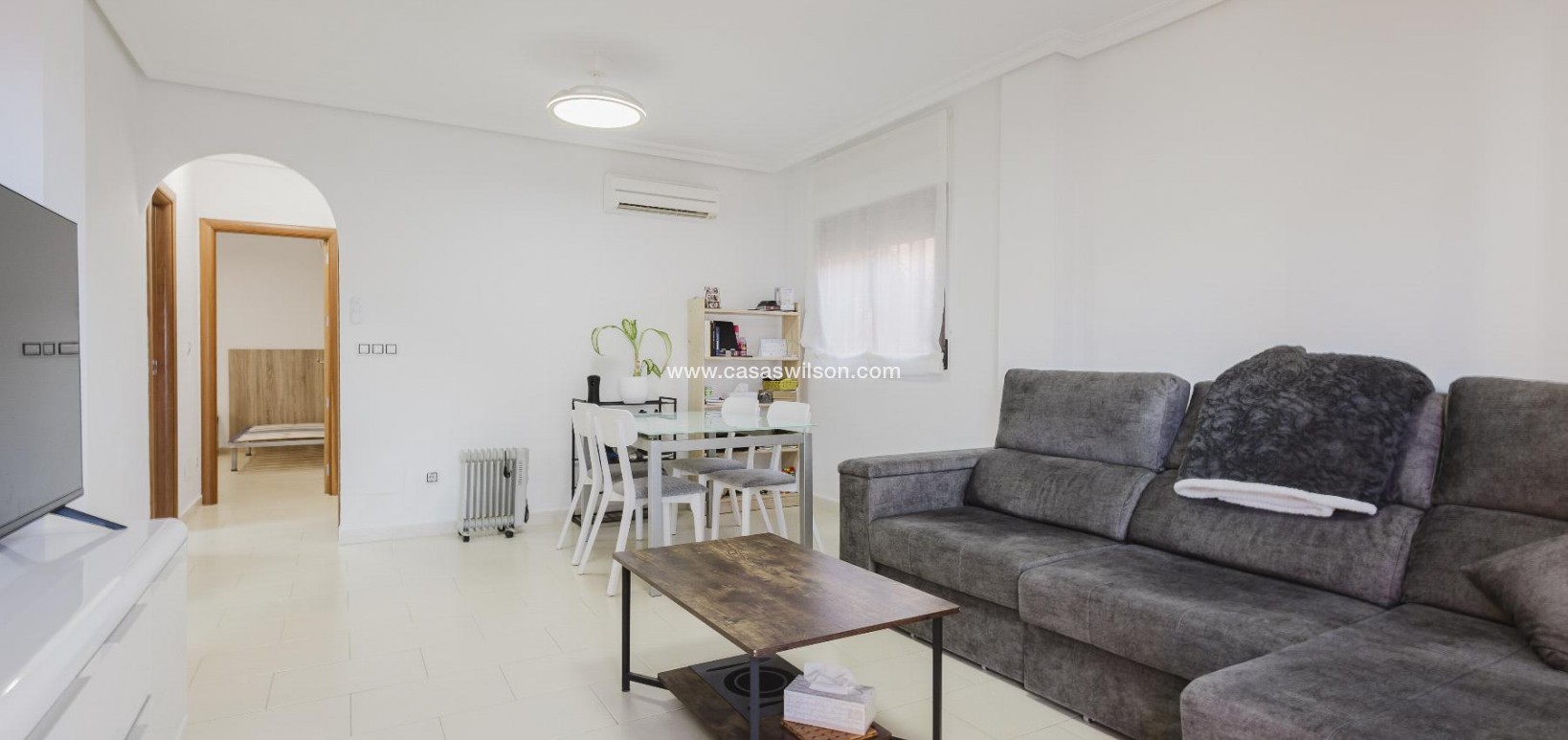 Sale - Villa - Torrevieja - Costa Blanca