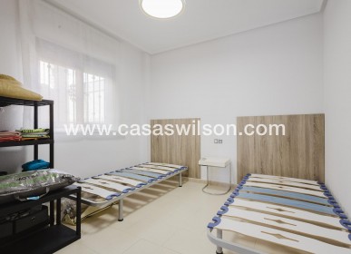 Sale - Villa - Torrevieja - Costa Blanca