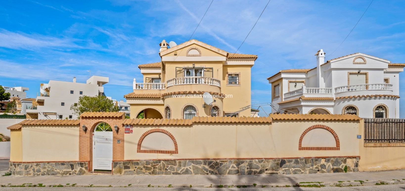 Sale - Villa - Orihuela Costa - Castillo de Don Juan