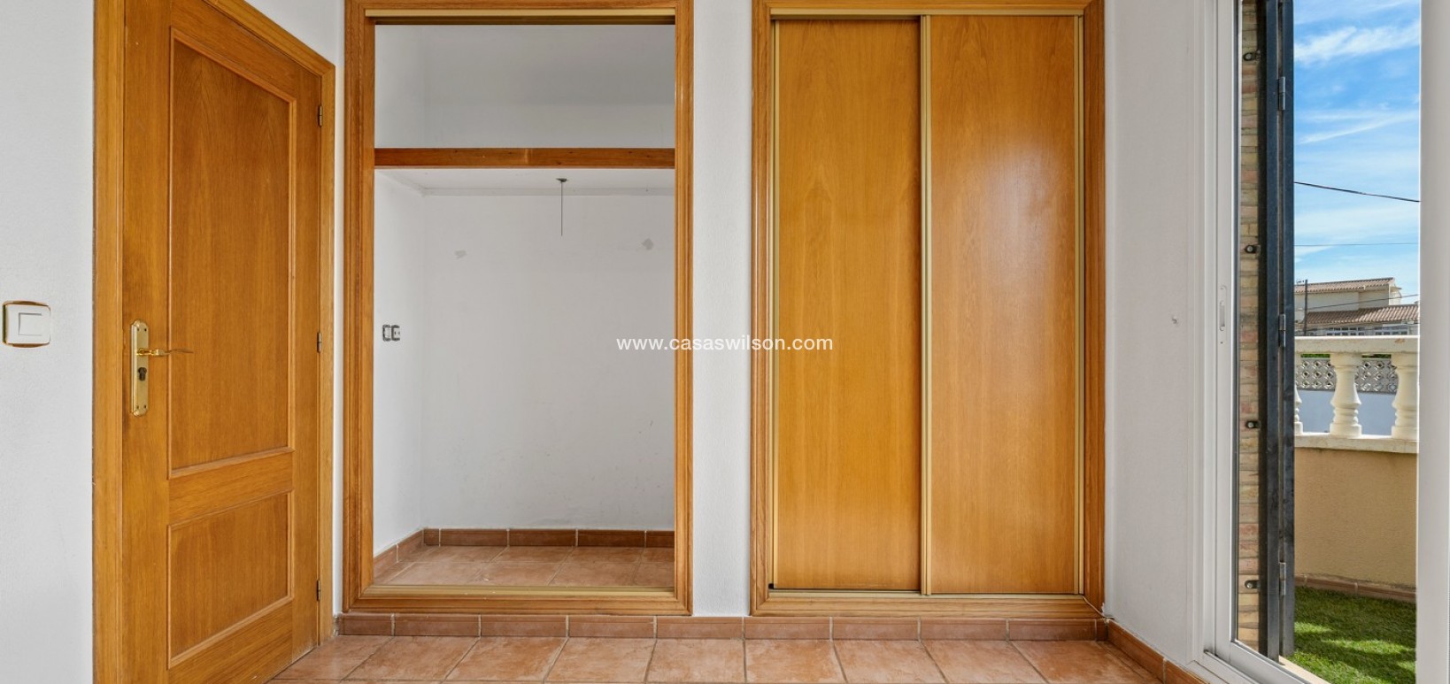 Sale - Villa - Orihuela Costa - Castillo de Don Juan