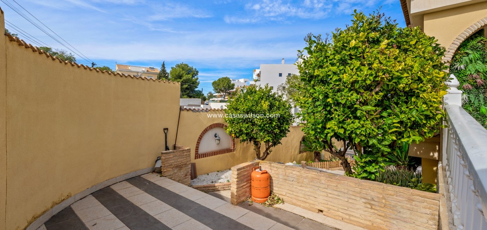 Sale - Villa - Orihuela Costa - Castillo de Don Juan
