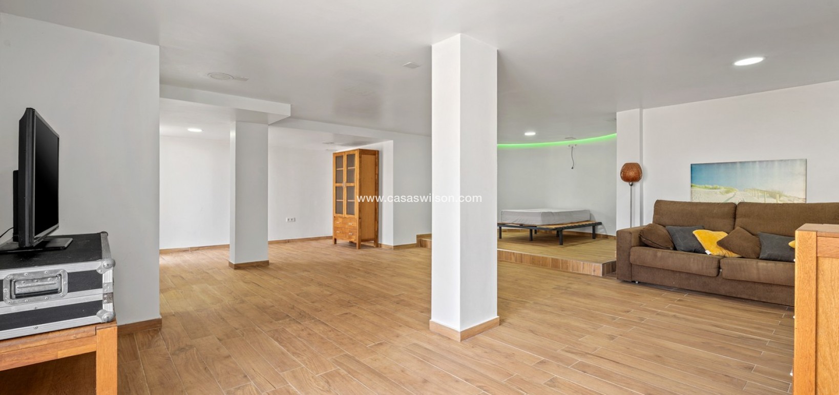 Sale - Villa - Orihuela Costa - Castillo de Don Juan