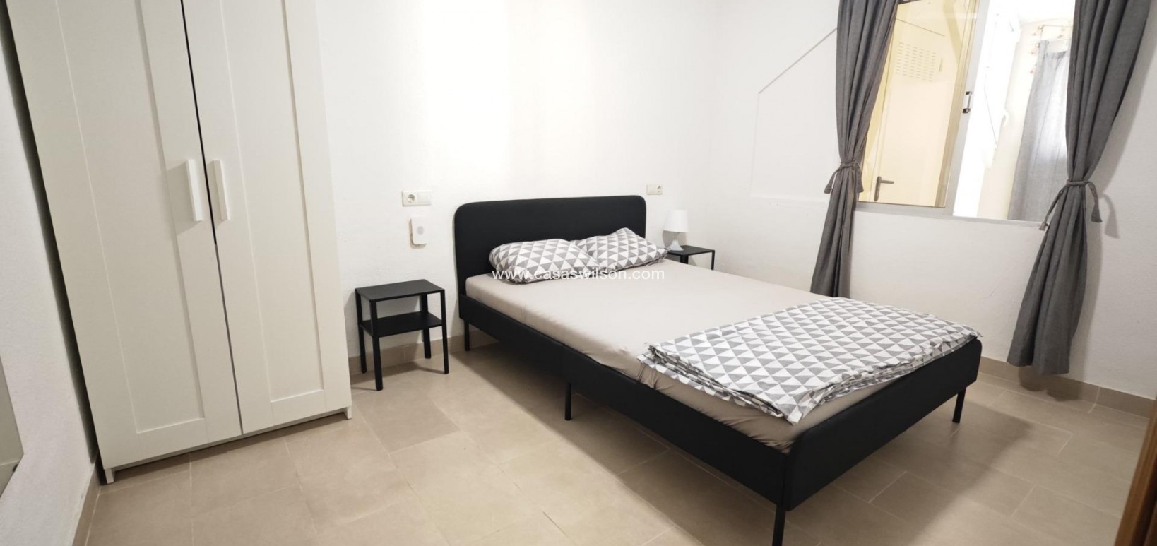 Venta - Bungalow - Torrevieja - Playa del Cura