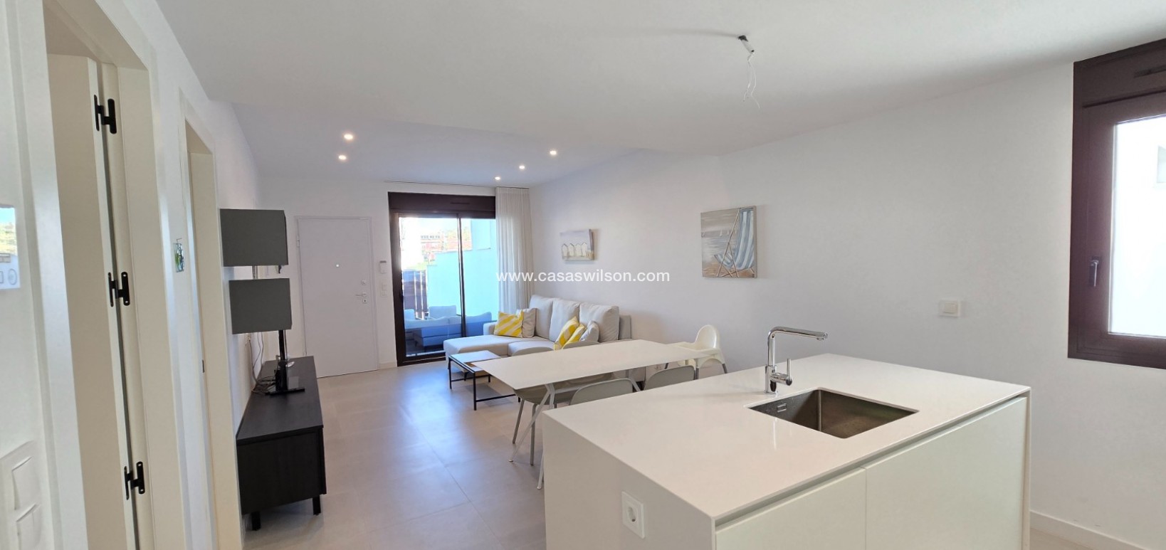 Sale - Apartment / Flat * - Pilar de la Horadada *