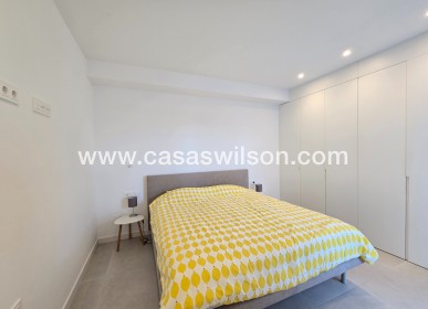 Sale - Apartment / Flat * - Pilar de la Horadada *