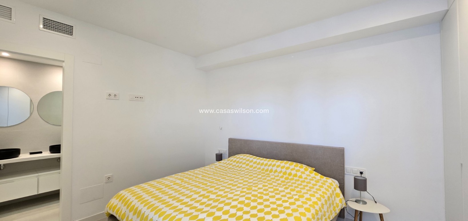 Sale - Apartment / Flat * - Pilar de la Horadada *