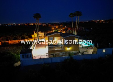 Sale - Country Property/Finca - Orihuela