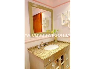 Sale - Country Property/Finca - Orihuela