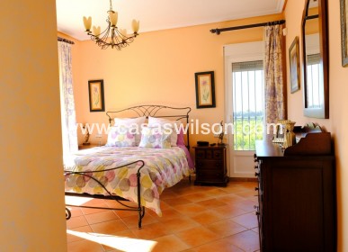 Sale - Country Property/Finca - Orihuela