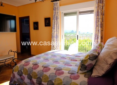 Sale - Country Property/Finca - Orihuela