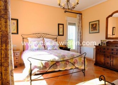 Sale - Country Property/Finca - Orihuela