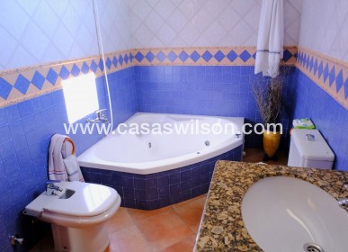 Sale - Country Property/Finca - Orihuela