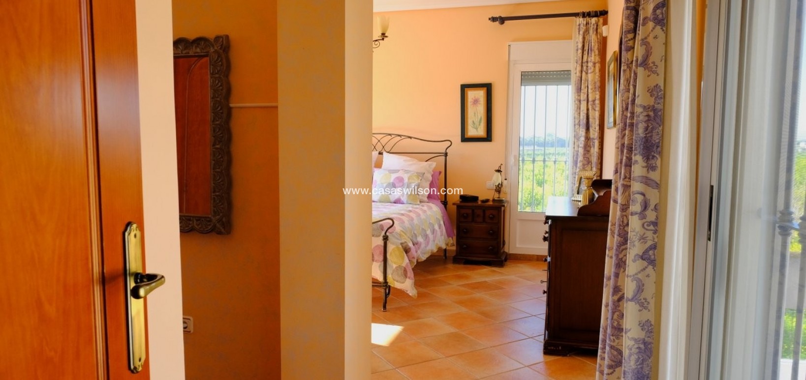 Sale - Country Property/Finca - Orihuela