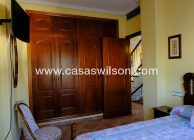 Sale - Country Property/Finca - Orihuela