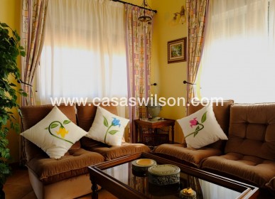 Sale - Country Property/Finca - Orihuela