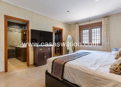 Venta - Chalet - Los Montesinos - La Herrada