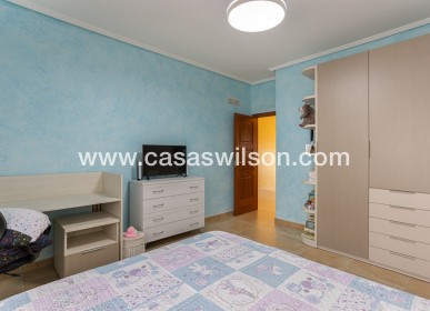 Venta - Chalet - Los Montesinos - La Herrada