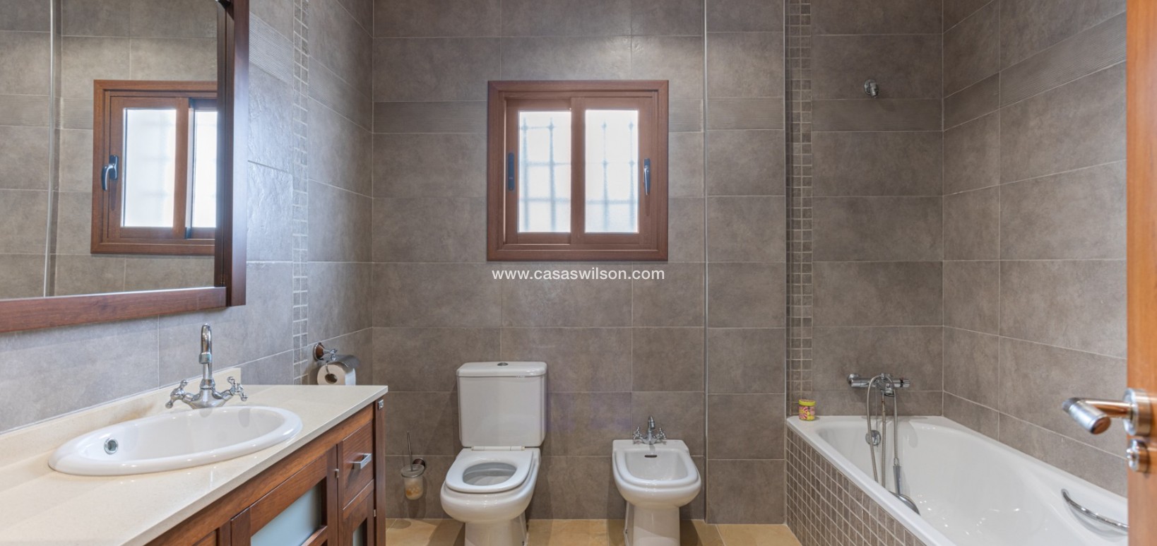 Venta - Chalet - Los Montesinos - La Herrada