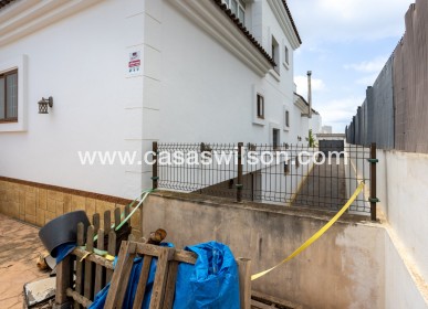 Venta - Chalet - Los Montesinos - La Herrada