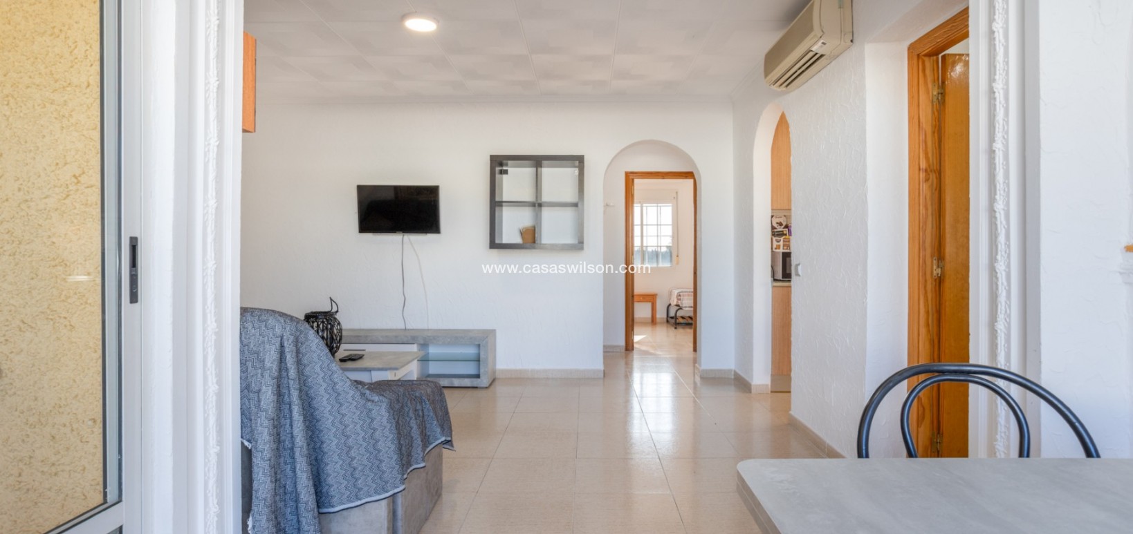Sale - Villa - Torrevieja - Urbanización San Luis
