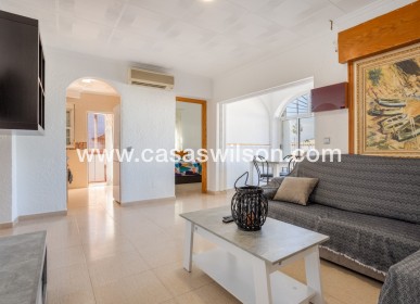 Sale - Villa - Torrevieja - Urbanización San Luis