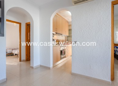 Sale - Villa - Torrevieja - Urbanización San Luis