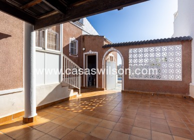 Sale - Villa - Torrevieja - Urbanización San Luis