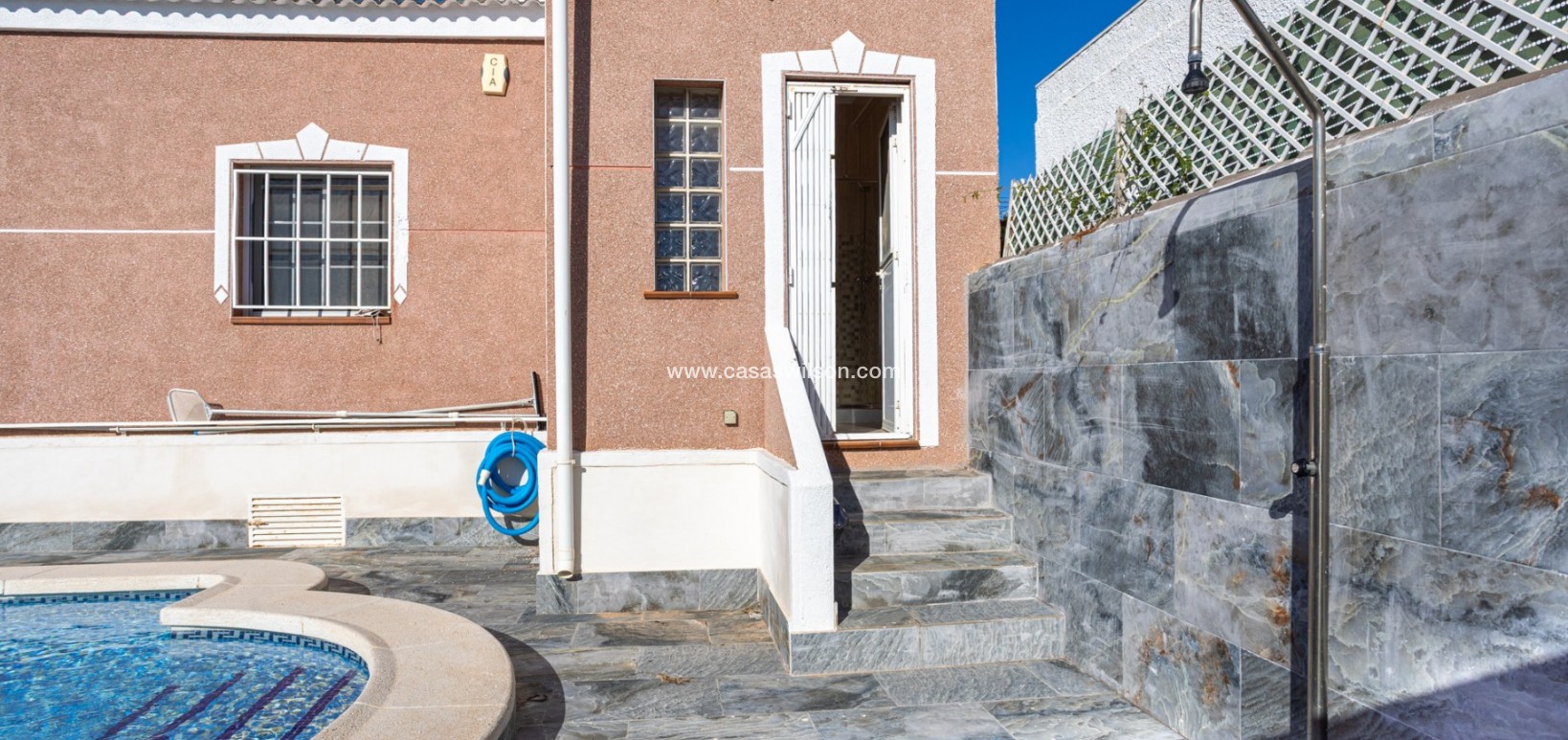 Sale - Villa - Torrevieja - Urbanización San Luis