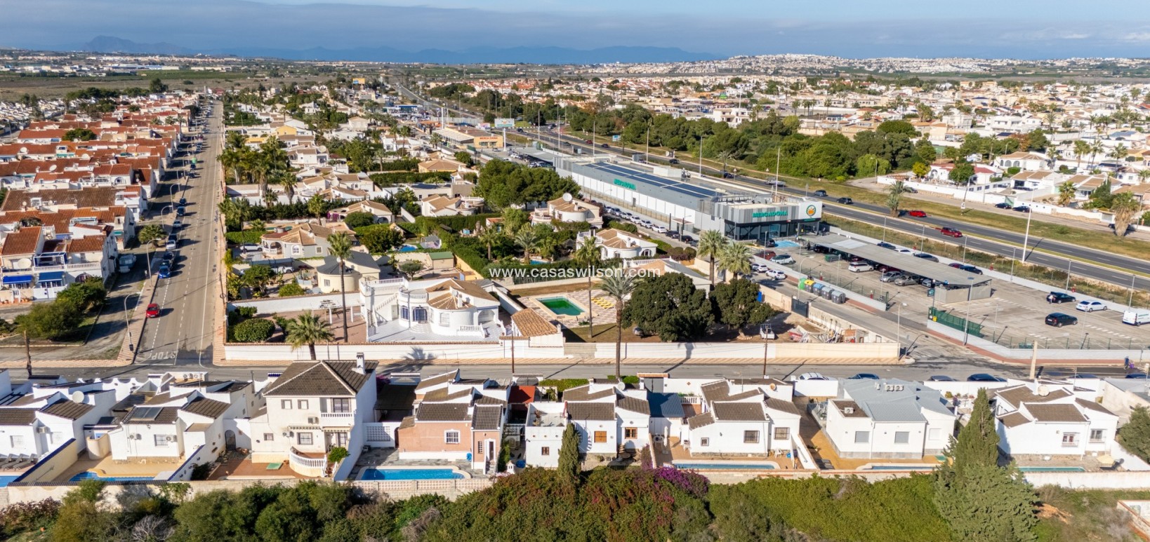 Sale - Villa - Torrevieja - Urbanización San Luis
