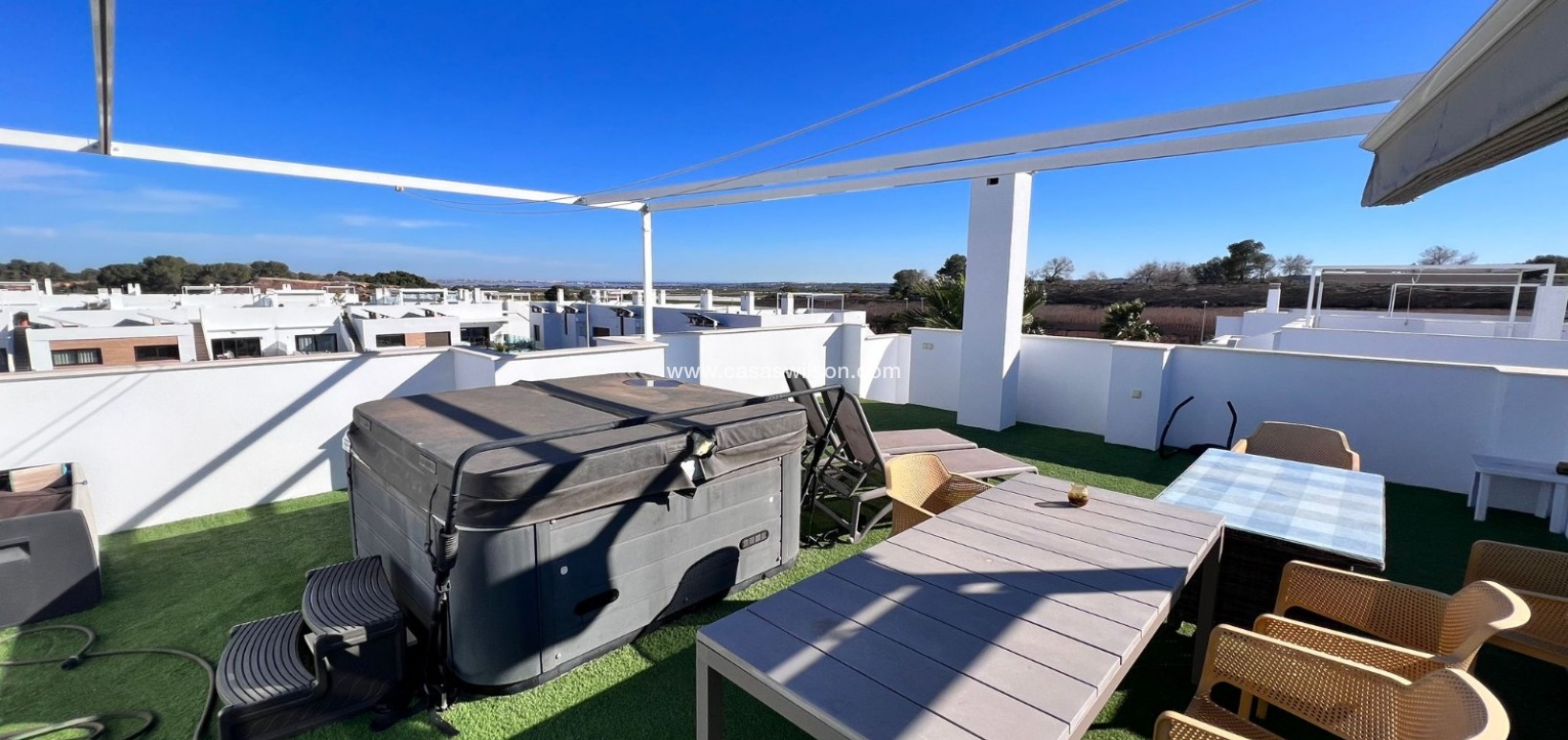 Sale - Apartment - Orihuela - Vistabella Golf