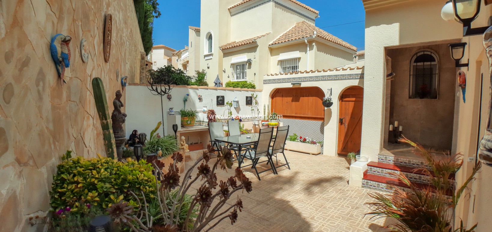 Sale - Villa - Villamartin - Costa Blanca