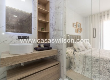 Nueva construcción  - Bungalow - Torrevieja - Los Balcones