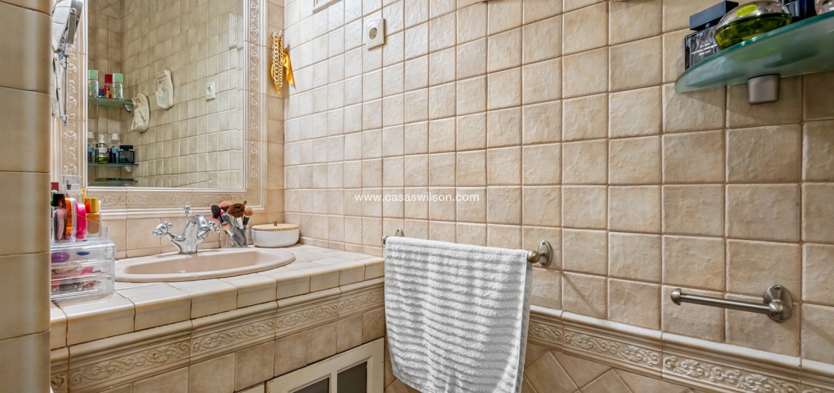 Sale - Appartement - Torrevieja