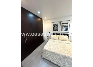 Venta - Apartamento - Torrevieja - Centro